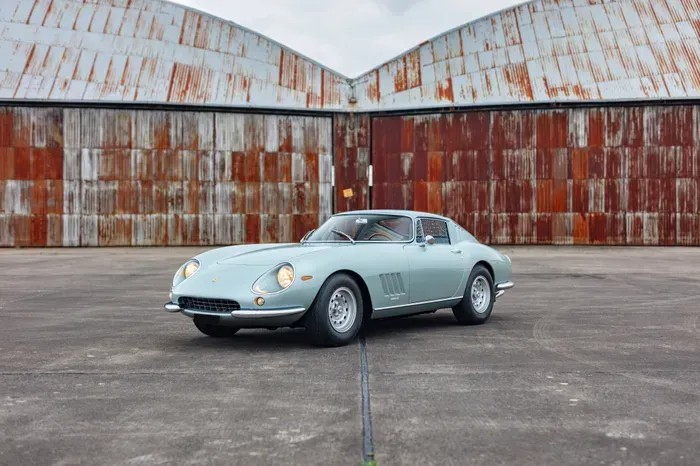 Ferrari 275 GTB 4.webp